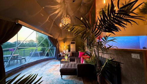 Sunridge Geodome with private Hot tub - Foto 2