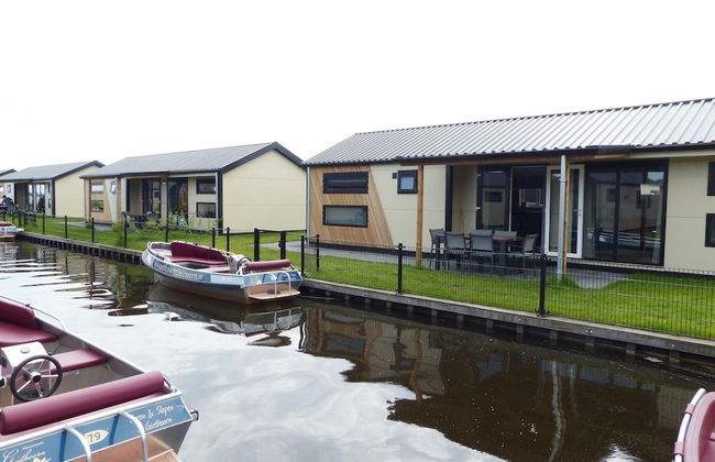 Fenced Garden Family Chalet - Photo 22