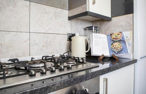 The Didsbury Retreat - Photo 14