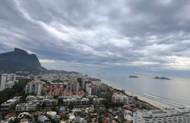 Barra Mares-apto p 4 pessoas em frente ao posto 4 Barra - Foto 33