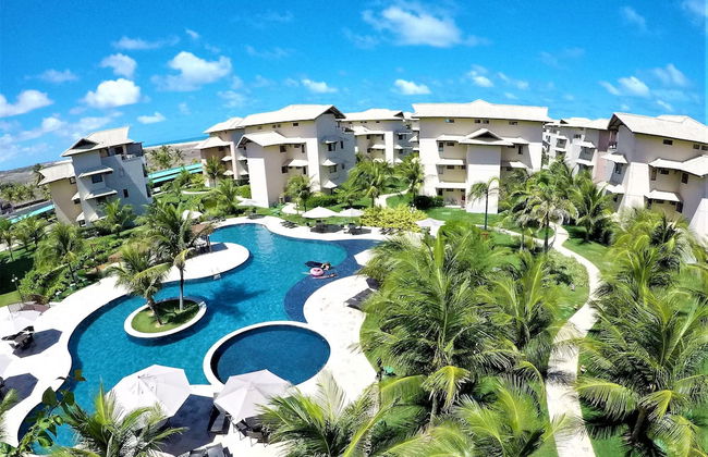 Duplex with Hot Tub near Beach by DM Apartments. - Photo 1