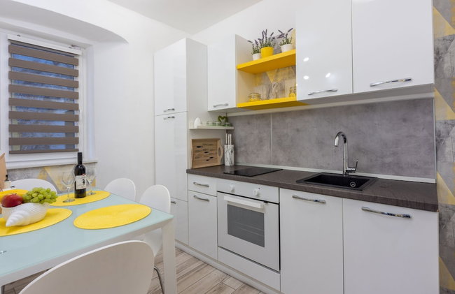 Apartmant Bionda Novi Vinodolski, cozy and nice apartment for 4 people in the city center - Photo 16