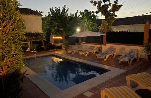 Lovely 10-bed Villa With Private Pool & Garden - Foto 69