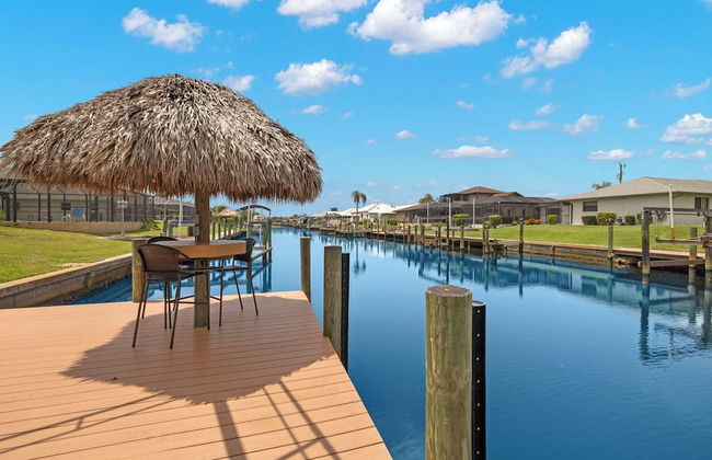 Sunshine Escape by Distinctive Beach Rentals - Photo 1