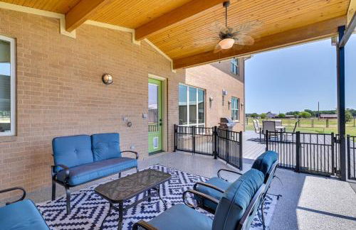 26-Acre Pilot Point Ranch Home with Pool and Mini Golf - Foto 34