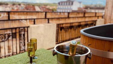 Cocon Romantique & Bain Nordique sur Vue Panoramique à Vichy - Foto 2