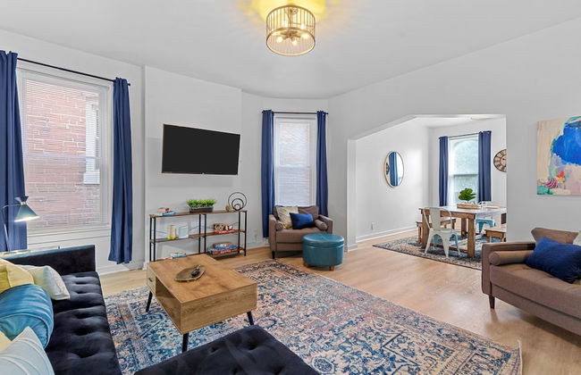 Cozy Family Getaway - JZ Vacation Rentals - Photo 13