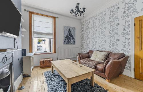 Sleeps 7 Large 4 Bed Town House for Contractors & Families & Friends in Great Central Location - Foto 19