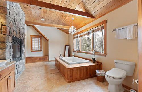 The Dunn Compound- On Mooselookmeguntic Lake! - Foto 15