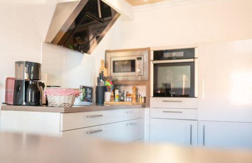 Cozy Apartment Hideaway 170 qm - 5 min zur Autobahn - Self Check-In - Foto 2