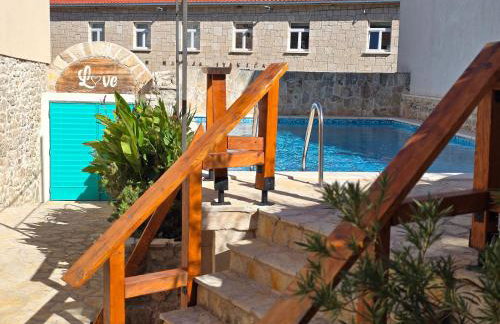 Holiday house with a swimming pool - Villa Melavita - Foto 38