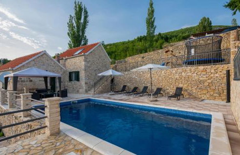 Gorgeous Home In Ricice With Lake View - Foto 9