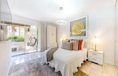 Indian Wells Mtn Cove with Kitchen Living Room Patio Firepit BBQ Tennis Stadium - Foto 8