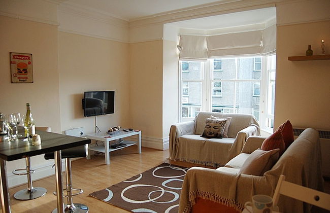 CLOCK TOWER APARTMENTS - Photo 27