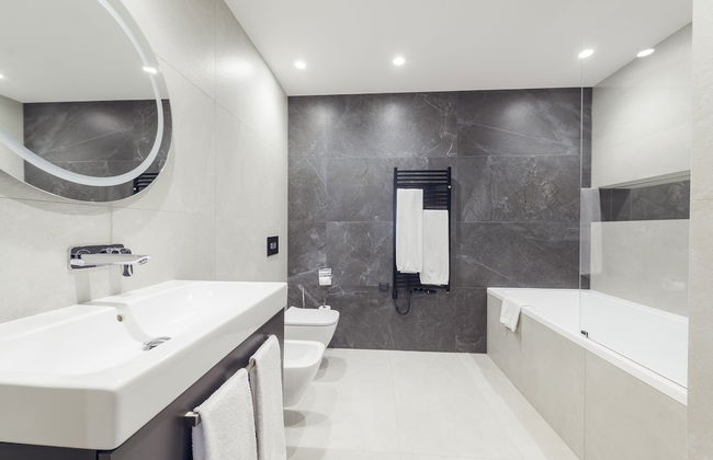 Mamaison Residence Diana - Photo 25