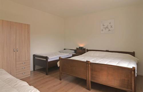 Lovely Group House near Winterberg with Private Sauna, Garden, & Terrace - Photo 10