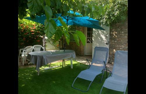 Mas Demoiselle - Charmante maison 6 personnes - Foto 24