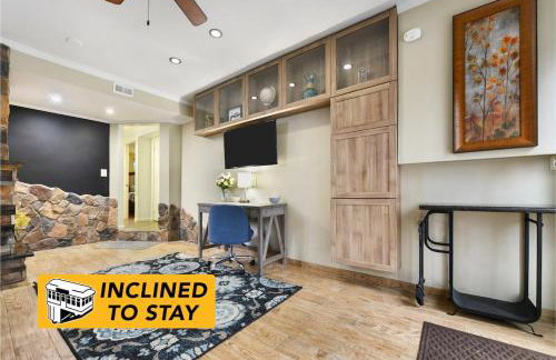 Secluded Hilltop Hideaway - Hot Tub! Two Living Rooms! - Foto 36