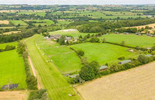 Constable Burton - Photo 27