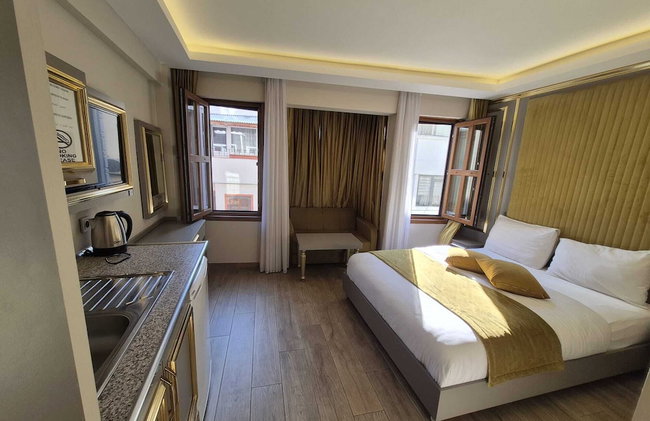 Taksim La Marino Hotel - Photo 24