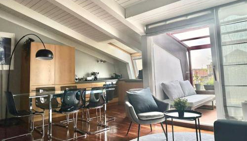 Penthouse with Patio & 2 Baths, 10 Min to Duomo - Foto 1