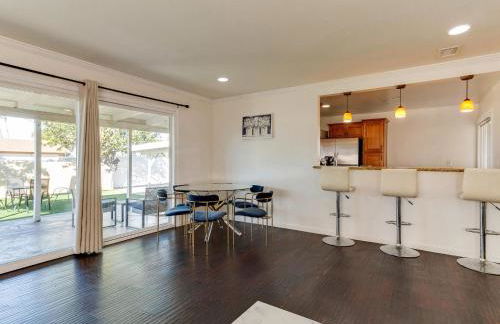 5 Bedroom Charmer in Granada Hills - Foto 2