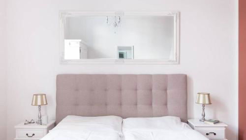 SC 05 by ROCKCHAIR Apartments l SUPERHOST Status l 2 Bedrooms Boxspringbeds Balcony Elevator - Cozy Family & Business Flair welcomes you! - Foto 4