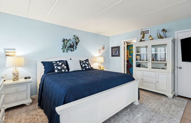 Beach Condo Miles-long Views Sand and Sea, Access to Private Fishing Pier by RedAwning - Foto 2