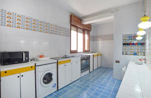Gorgeous Apartment In Cava D'aliga - Foto 12
