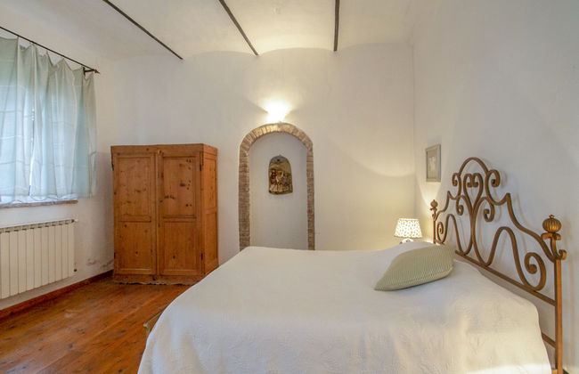 1 bedroom Apartment in Scandicci with swimming pool and garden - Photo 18