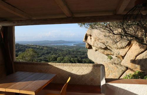 House on the Emerald Coast with spectacular views of the Maddalena - Foto 1