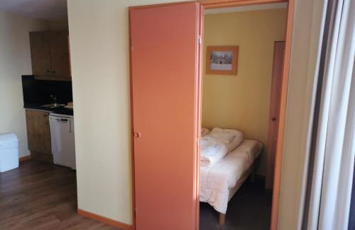 APPARTEMENT 1 Chambre 5 Personnes L'OURS BLANC à L'ALPE D'HUEZ - Foto 12