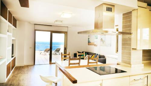 3BDR + 2BATH OCEAN VIEW APARTMENT - Foto 2