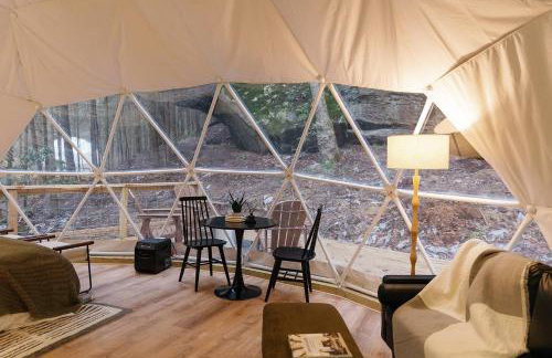 “Climber's Den” Rare Cliffside Stay w/ HotTub RRG - Foto 18