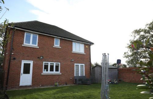 Spacious home with office and double driveway & FREE Wifi By ULTIMATE HOMES AWAY - Foto 12