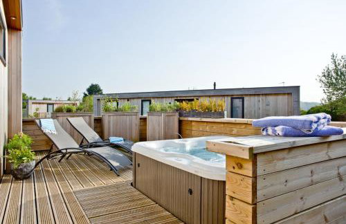 Pomegranate, Hot Tub, Wi-Fi - Photo 24