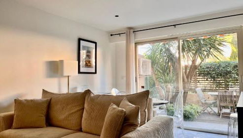 L'Azur - Apt de Standing - Piscine - Parking - Foto 4, Garden, Garden view