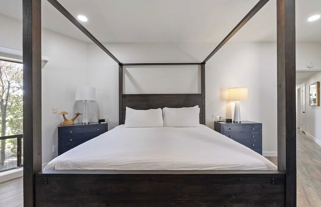 Golf Course-front Views, Pool+hot Tub, Patio Modern Edgy House by Avantstay - Foto 14