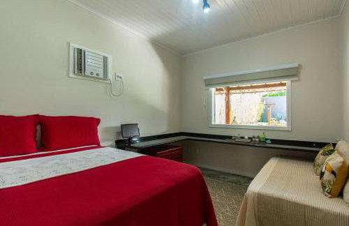 Casa com piscina, churrasqueira e jardim em Lauro de Freitas - até 11 pessoas - Foto 33