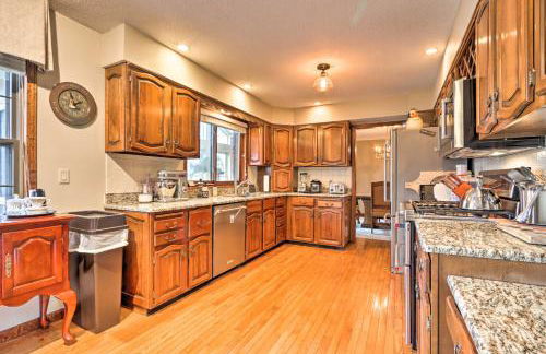 Spacious Home with Pond about 13 Mi to Columbia! - Foto 8