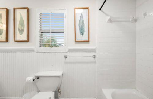 Heart of Tampa Hyde Park 4 Bedroom House - Located Near Hyde Park Village, SoHo and Local Beach - Spacious and Comfortable Stay in Perfect Location - Great for Families and Groups Visiting Tampa Near Airport! - Foto 9