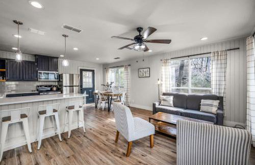 River Access Fire Pit BBQ Deck Sleeps 8 - Foto 10