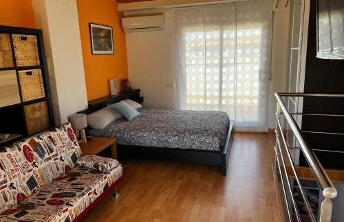 Cozy Beach House with Pool & BBQ - Foto 28