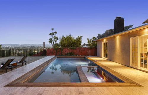 Middlebury Heights with Pool - Foto 46