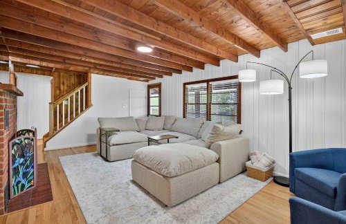 Cabin w River Access Fire Pit Grill WiFi & More - Foto 13