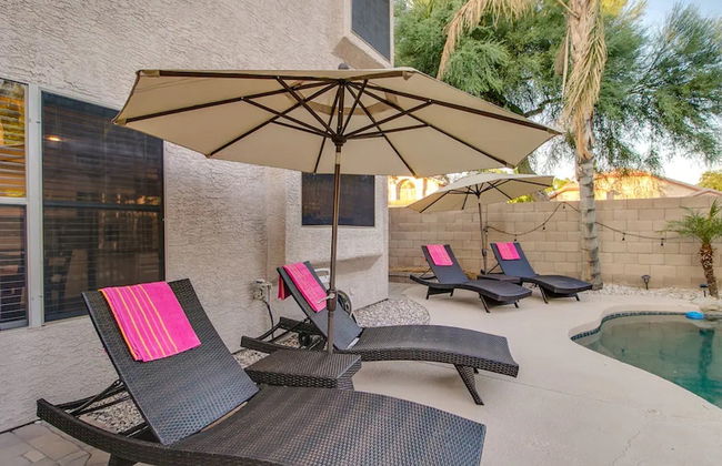 Massive 5 Bdrm Getaway W/pool, Hot Tub, Game Room! - Photo 40