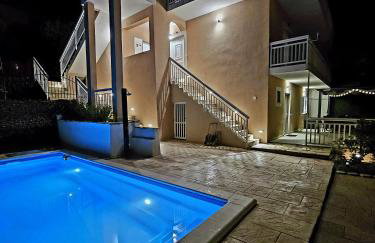 Beautiful Holiday Home "Villa Relax Oasis" - Foto 12