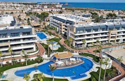 Penthouse 2-Rooms with Private Jacuzzi in the Solarium - Photo 1