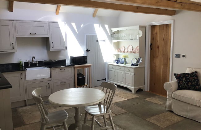 Courtyard Cottage - Adults Only - Photo 10