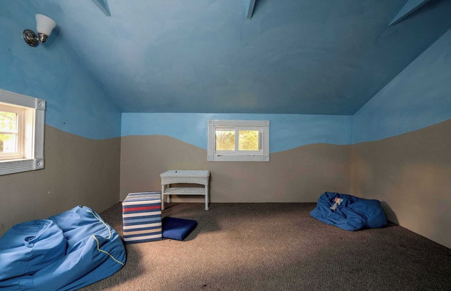 Victorian Manor In Paso Robles Wine Country + Pool, Hot Tub, Firepit, Tennis Court Sleeps 28 - Photo 30